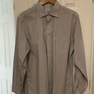 Men’s brooks brothers button down